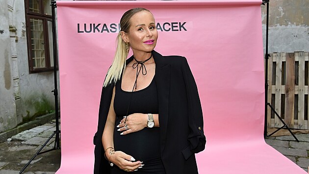 Michaela Saláková u se zakulatila.