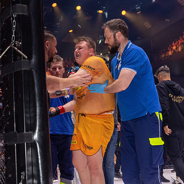 Komentář: Výborná atmosféra, ale i rasismus a fatfobie. To vše byl Clash of the Stars