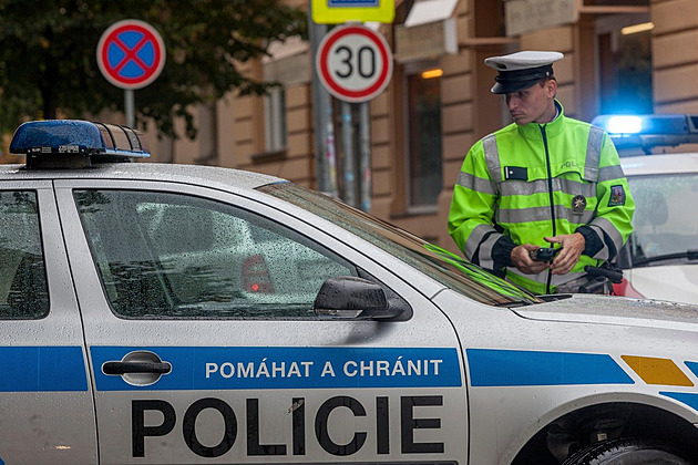 Policie v Plzni zasahovala u napadení ženy, jehož pachatelem byl Ukrajinec. Ten...