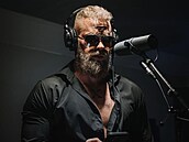 Marcus Revolta rappuje o jacht�, vilách a drahých hodinkách.