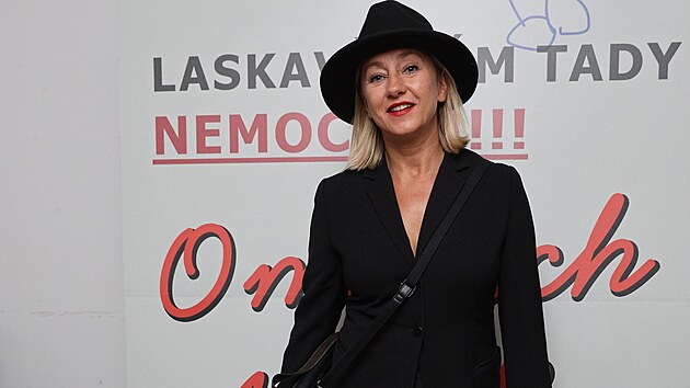 Ve filmu O malých v�cech se blýskla i Vanda Hybnerová.