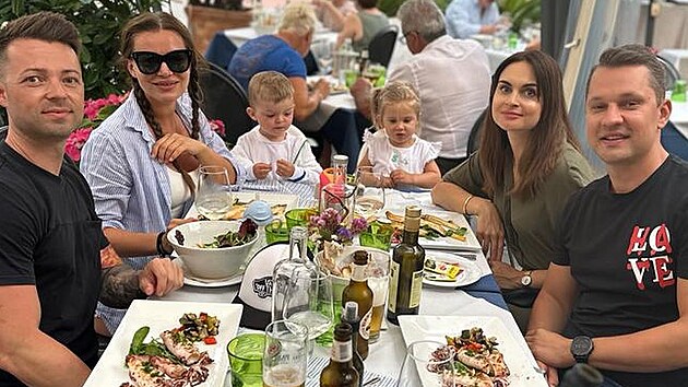 Denisa Cziglov s rodinou a pteli na dovolen v Itlii