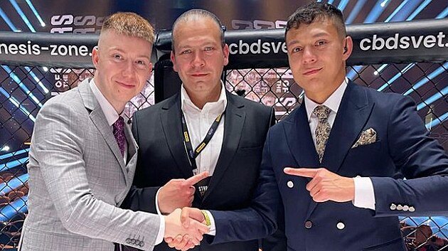 Problmy v Clash of the Stars