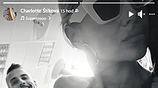Charlotte tiková ukázala nového pítele.