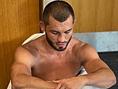 Makhmud Muradov se vrací do klece.