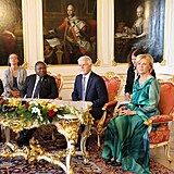 Oficiln nvtva prezidenta Mosambick republiky Filipe Jacinto Nyusi a...