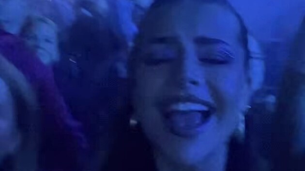 Dominique alias Domialagia si koncert skvle uila.