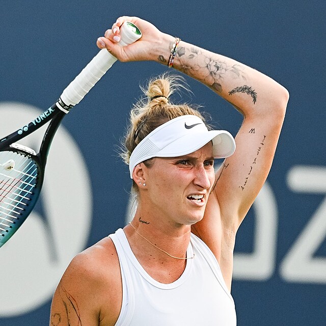 Markéta Vondroušová se pochlubila novým tetováním za titul ve Wimbledonu.