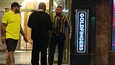 Karlos Vémola ped svým oblíbeným klubem Goldfingers