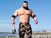 Sajad Gharibi alias íránský Hulk