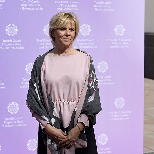 Prvn� d�ma Eva Pavlov�