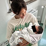 Sestra Moniky Leov s novorozenm Maxem.
