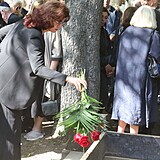 Pohřeb Yvonne Přenosilové: Nechyběla ani Saskia Burešová.