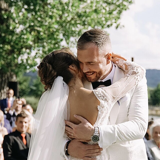 Karolna Kokeov a David Snel se vzali.