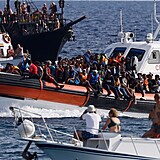 Situace na Lampeduse je mimořádně chaotická.