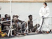 Itálie elí náporu tisícovek migrant týdn.