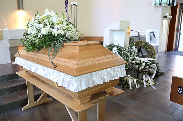 Poh�eb Patricie Jane�kov�