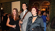 Simona Babáková na premiéru filmu Úsvit dorazila se synem a kamarádkou.