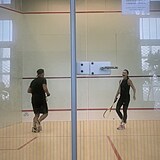 Radka Tetkov a Marek Kafka na squashi.