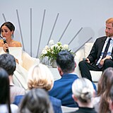 Meghan a Harry na konferenci o duevm zdrav.