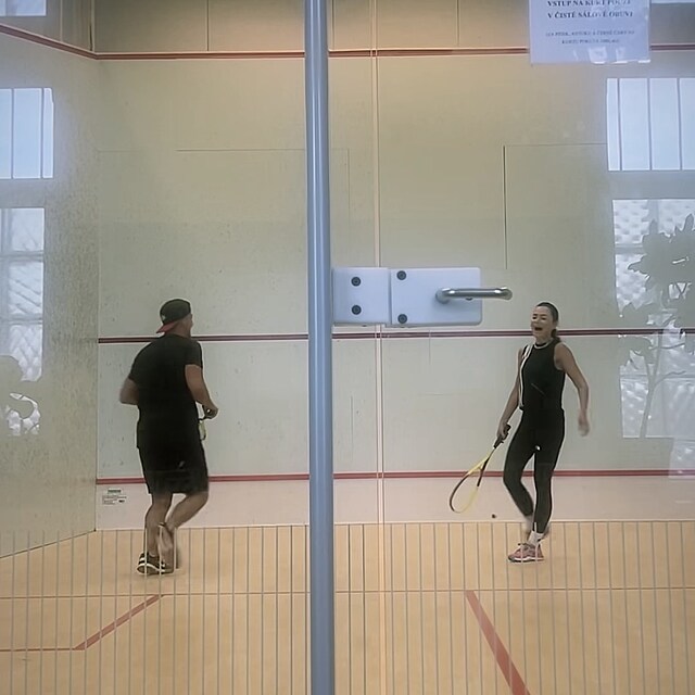 Radka Tetkov a Marek Kafka na squashi.