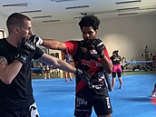 Jakub �orm se p�ipravuje na Red Face