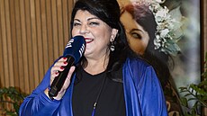 Jana Chládková pok�tila své nové CD. Kmotry alba se stali Karel Kahovec, Ur�ula Kluková, Nela Boudová a Jakub Smolík.