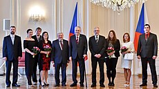 Psychiatr Jan Cimický po boku tehdejího prezidenta Miloe Zemana