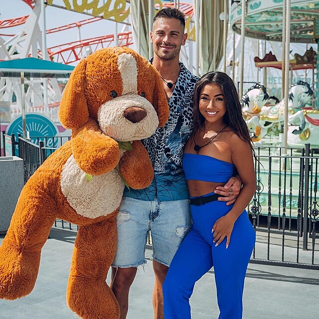 Adam Sedro a Venis Dao