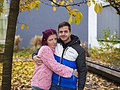 Shopaholic Adel se svým snoubencem Janem Kulasem