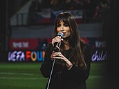 Elizabeth Kopecká zpívala eskou hymnu ped utkáním eské reprezentace s...