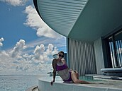 Markéta Vondrouová si uívá luxusu v hotelu The Ritz-Carlton na Maledivách.