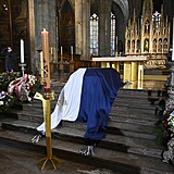 Schwarzenbergův (†85) pohřeb: Rakev převezli ráno na Hrad, smuteční hosté míří...