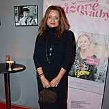 Jana Adamcová na premiéře komedie Růžové svatby ve Strašnickém divadle