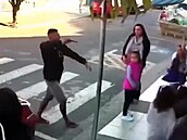 Nevhodný obsah na X.