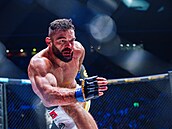 Ivan Buchinger inkasoval nespo�et tvrdých ran.
