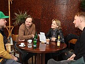 Krytof Hádek s Tajanou Medveckou si spolen zahráli v komedii Lítá v tom.