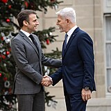 Prezident Petr Pavel s francouzskm prezidentem