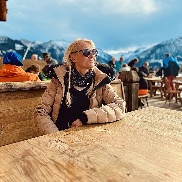Veronika ilkov vyrazila s dtmi do Alp.