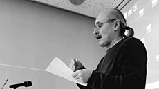 Stelbu na Filozofické fakult Univerzity Karlovy nepeil profesor Jan Dlask.