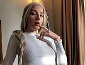 Fansly tv�rkyn� Ainka