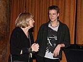 Elika Balzerová a Zdenk Pikula na premiée Aristokratky ve varu
