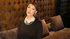 Ta�ána Makarenko dorazila v perlách od�ná