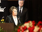 Na poheb Jany Hlaváové se vypravila i Jiina Bohdalová.