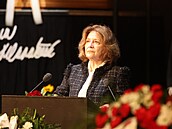 Slova se na pohbu Jany Hlaváové ujala také Emília Vaáryová.