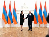 Pekarová na návtv Arménie