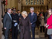 Královna Camilla pila oslavit 850. výroí od zaloení nadace St John's...