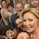 Kateina Broov slavila narozeniny s kolegy z divadla.