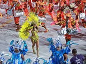 Veronika Lálová ádí karnevalu v Riu.