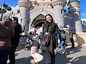 Agáta Hanychová s dcerou Miou v Disneylandu.